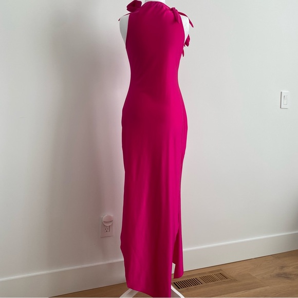 🌺 Coperni asymmetric flower gown in raspberry 🌺 - Picture 3 of 7
